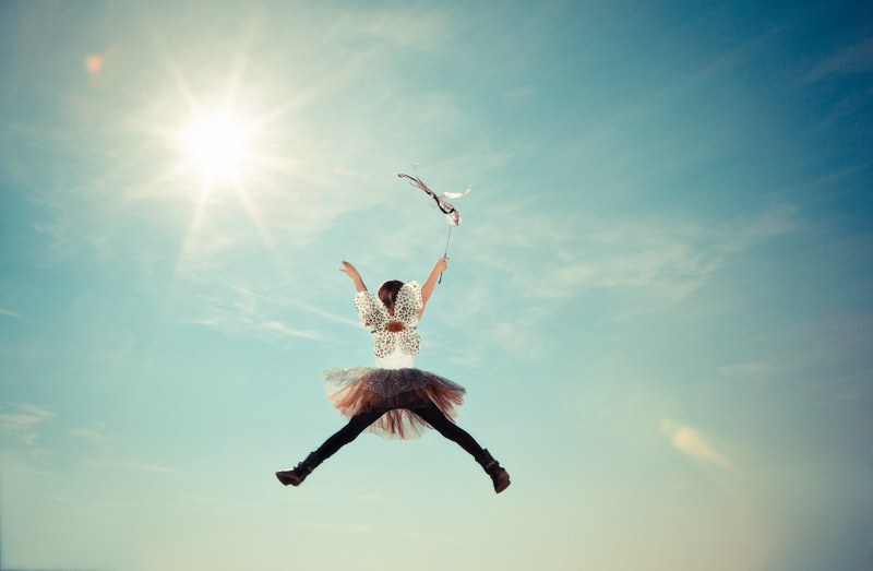 Sognare di volare: esplorando il significato di un’immagine onirica