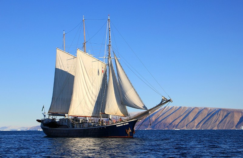 sailing-yacht-a