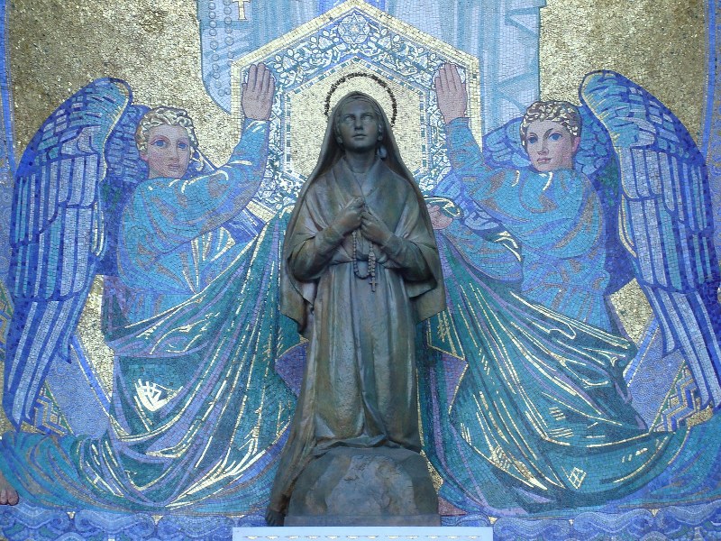 Preghiera alla Madonna di Lourdes per ottenere una grazia