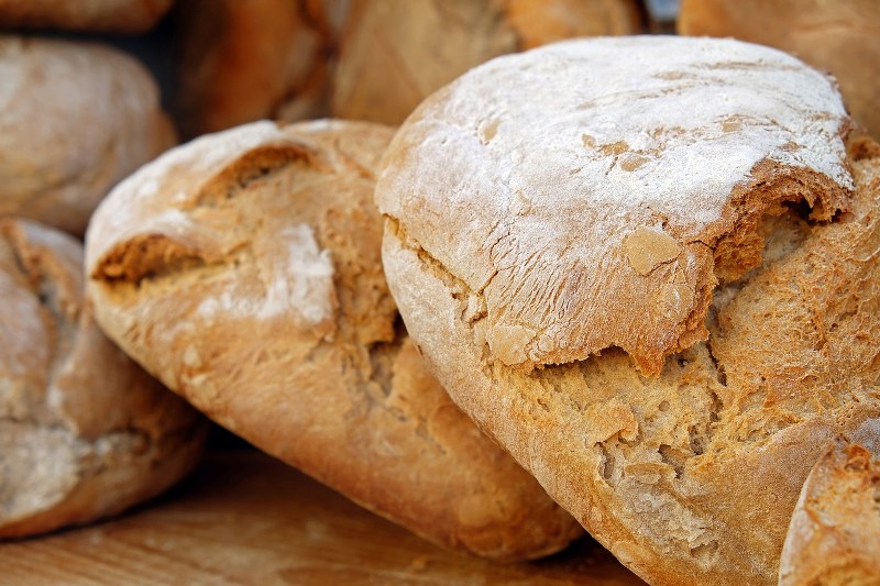 Sognare Pane: Significo  e Interpretazioni del Sogno